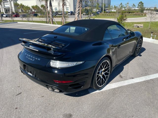 2014 Porsche 911 - Image 16