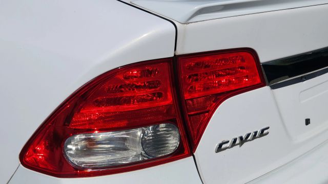 2009 Honda Civic - Image 8