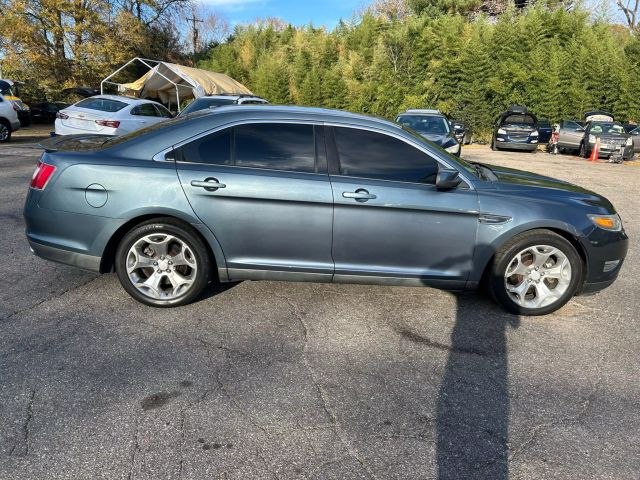 2010 Ford Taurus - Image 4