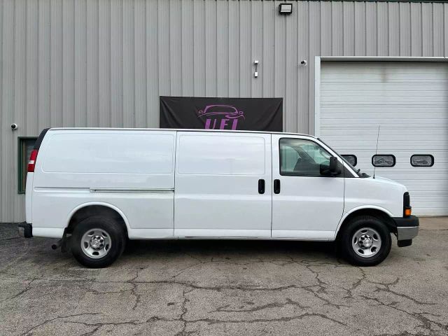 2017 Chevrolet Express 3500 Cargo - Image 2