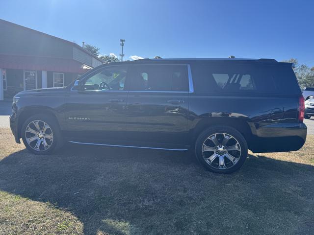 2018 Chevrolet Suburban Premier photo 2