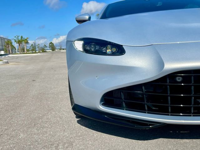 2023 Aston Martin Vantage - Image 48