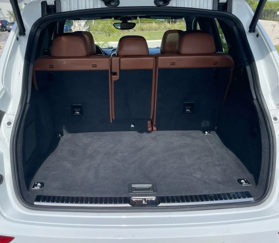 2017 Porsche Cayenne - Image 67