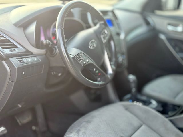 2013 Hyundai Santa Fe Sport - Image 19