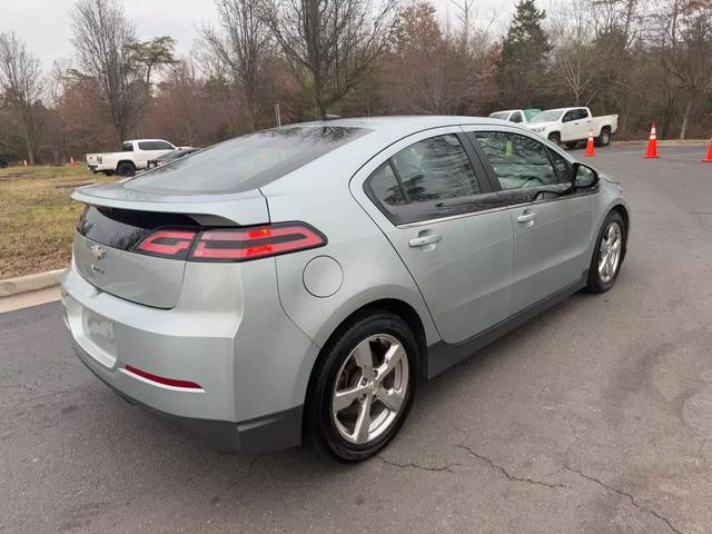 2013 Chevrolet Volt Base photo 7