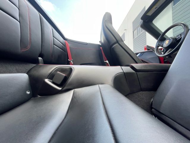 2021 Porsche 911 - Image 128