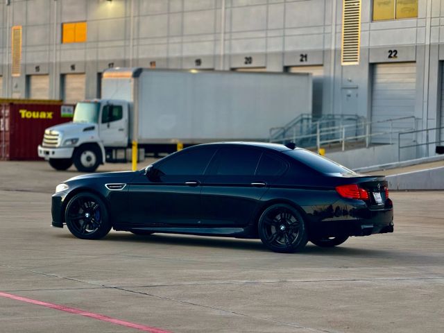 2015 Bmw M5 - Image 6