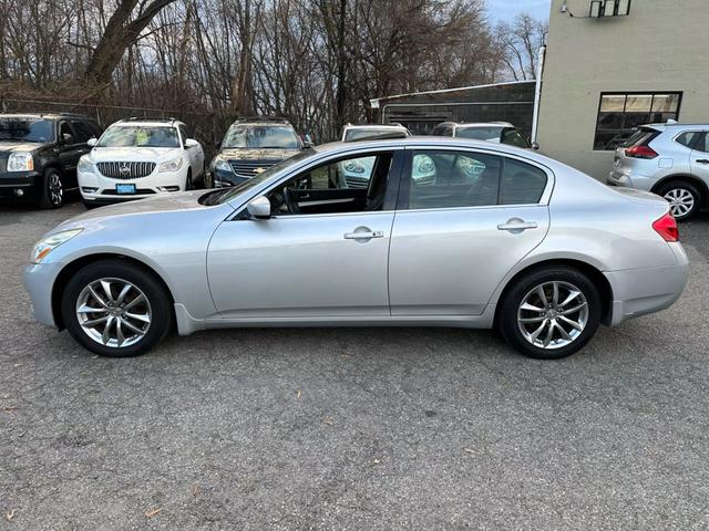 2009 INFINITI G Sedan 37x photo 4