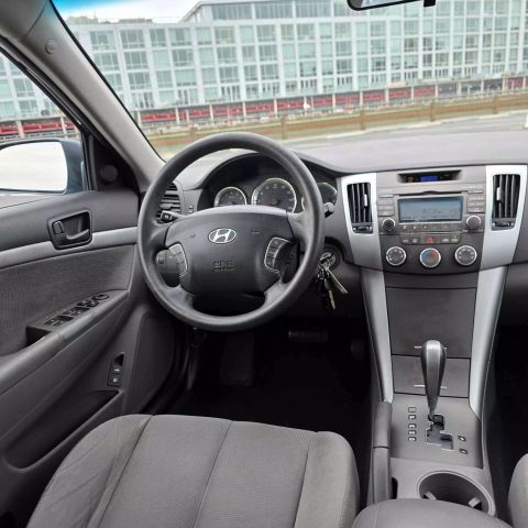 2009 Hyundai Sonata Gls Sedan 4d - Image 13