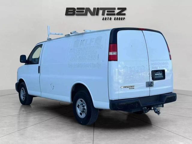 2012 Chevrolet Express Cargo Work Van photo 6