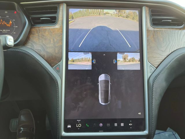 2019 Tesla Model X - Image 17