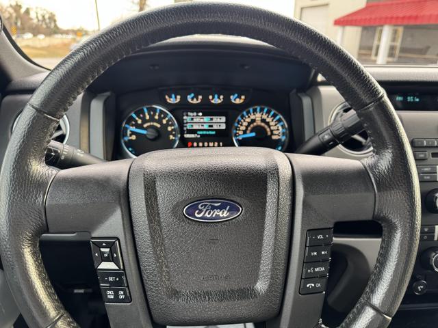 2012 Ford F-150 XLT photo 17