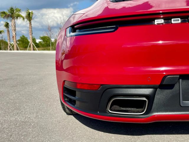 2021 Porsche 911 - Image 24