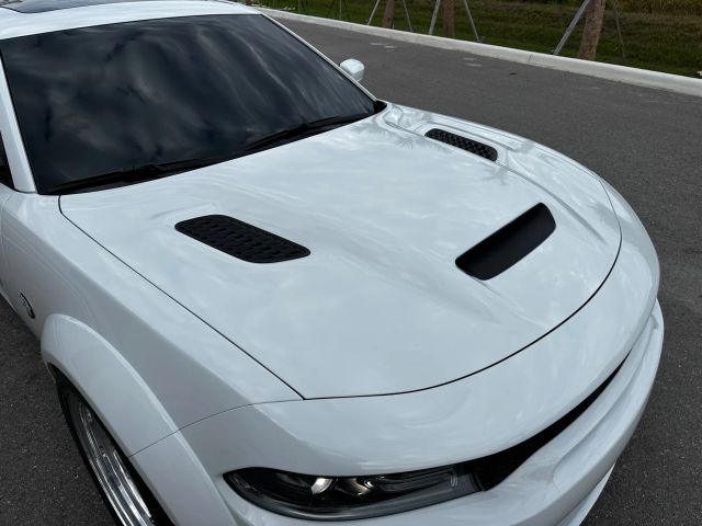 2021 Dodge Charger - Image 18