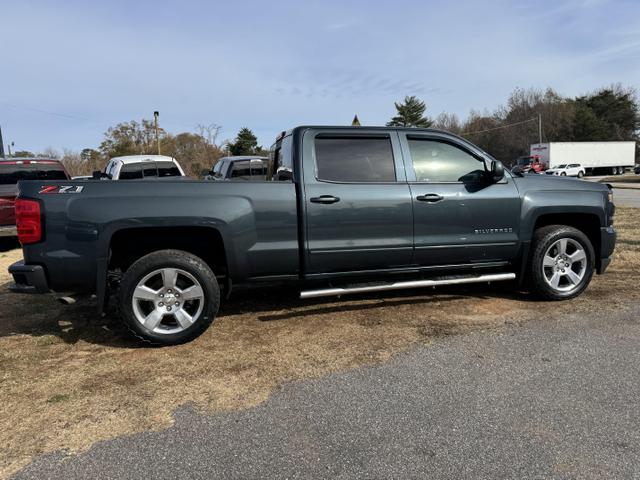 2018 Chevrolet Silverado 1500 LT photo 6