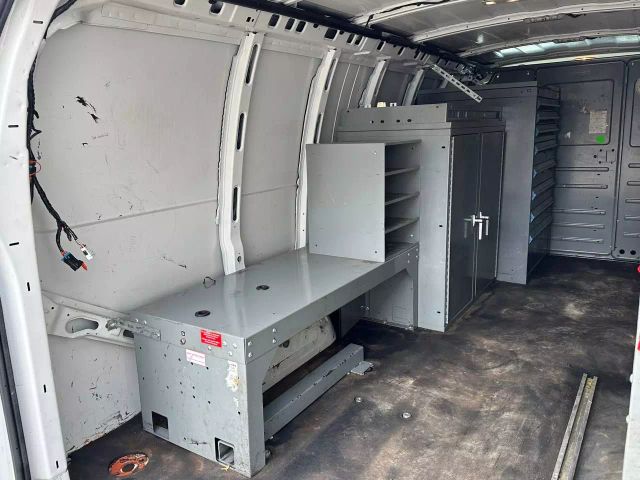 2017 Chevrolet Express 3500 Cargo - Image 18