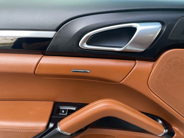 2017 Porsche Cayenne - Image 116