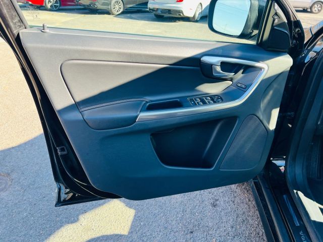 2016 Volvo Xc60 - Image 18