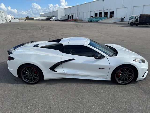 2023 Chevrolet Corvette - Image 7