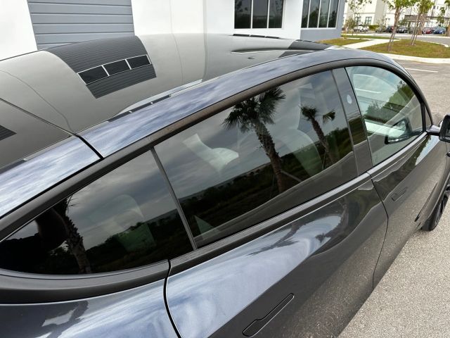 2024 Tesla Model Y - Image 24