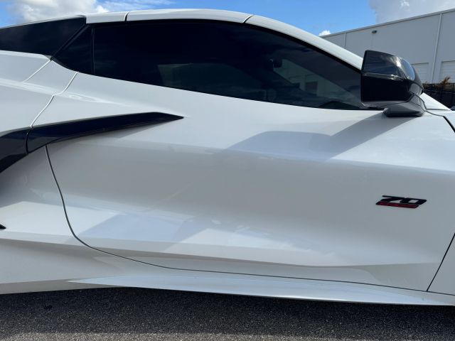 2023 Chevrolet Corvette - Image 9