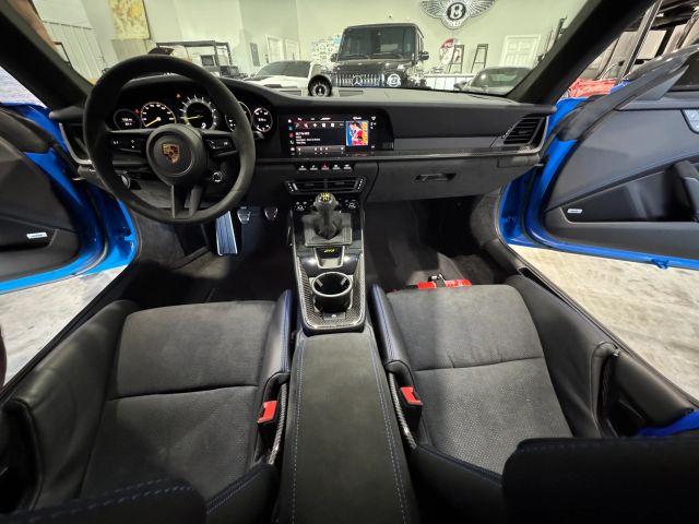 2022 Porsche 911 - Image 47