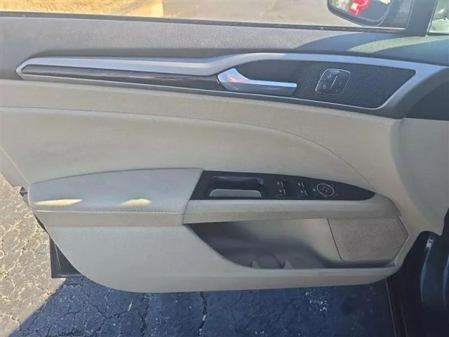 2015 Ford Fusion - Image 9