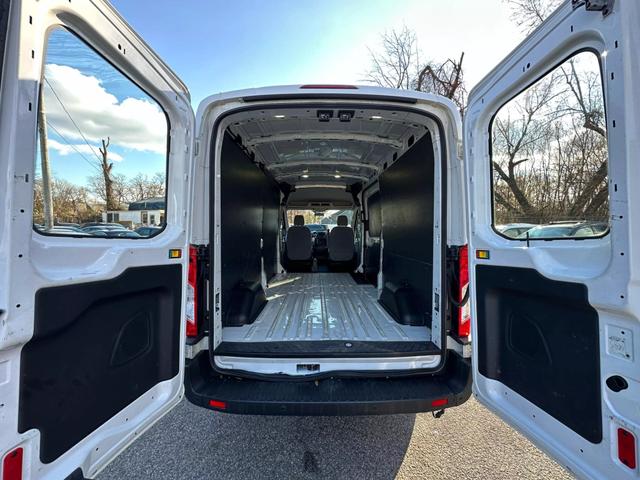 2015 Ford Transit Base photo 14