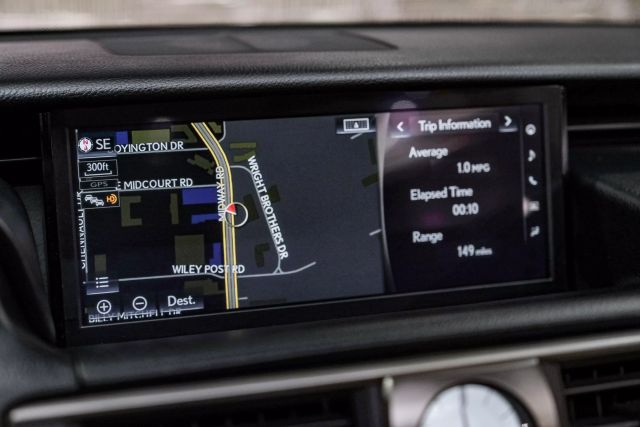 2018 Lexus Is Is 300 Sedan 4d - Image 34