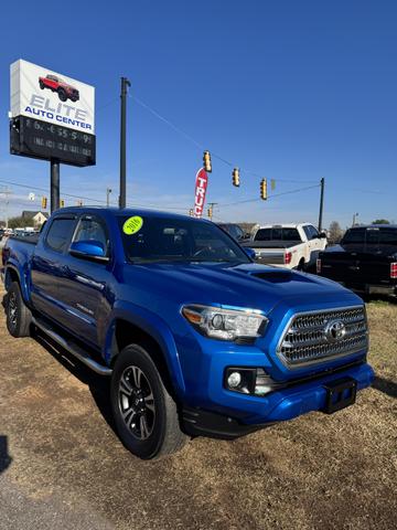 2016 Toyota Tacoma TRD Sport photo 7