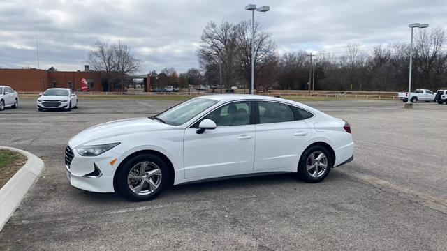 2021 Hyundai Sonata SE photo 2