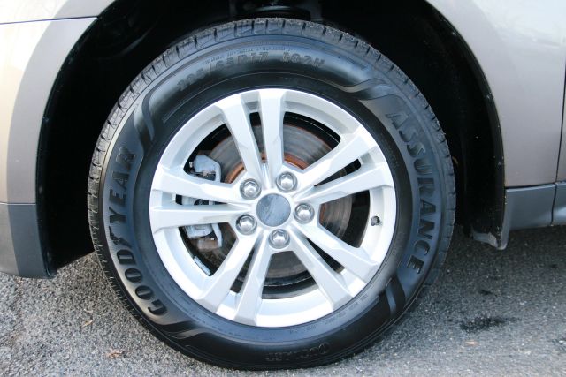 2012 Chevrolet Equinox - Image 35