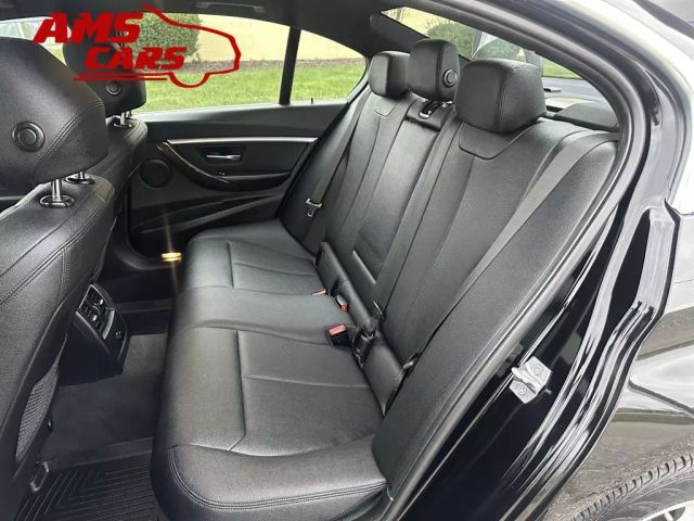 2018 Bmw 3 Series - Image 12