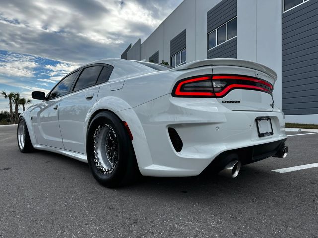 2021 Dodge Charger - Image 6