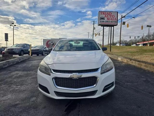 2015 Chevrolet Malibu - Image 2