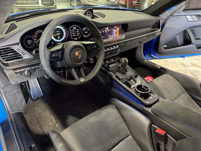 2022 Porsche 911 - Image 48