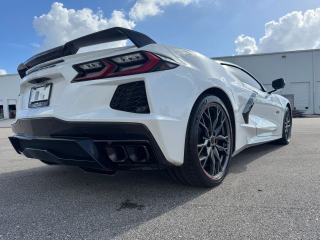 2023 Chevrolet Corvette - Image 11