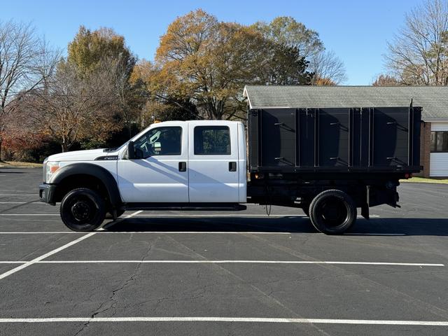 2015 Ford F-450 Super Duty Chassis Cab XL photo 4