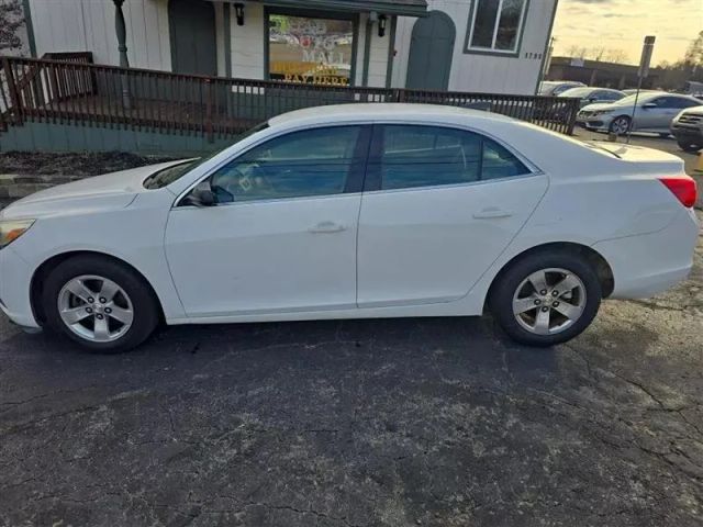 2015 Chevrolet Malibu - Image 8