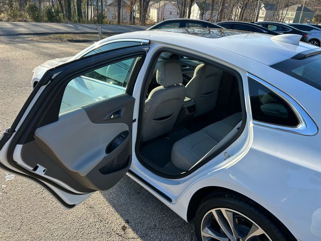 2021 Chevrolet Malibu - Image 10