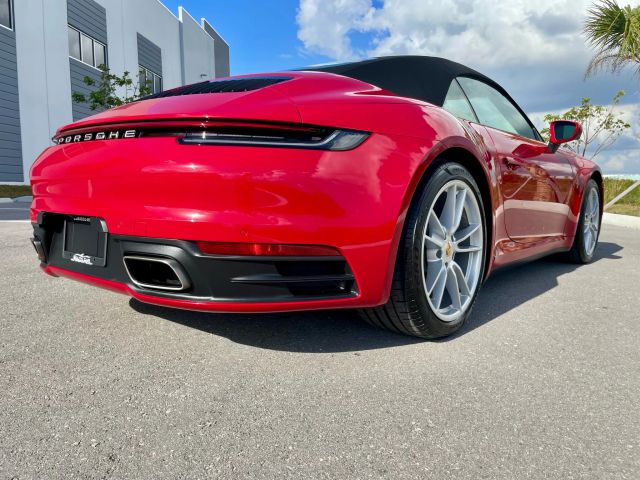 2021 Porsche 911 - Image 14