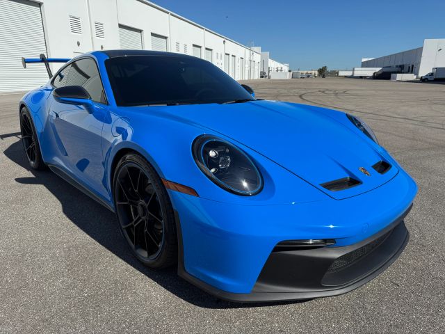 2022 Porsche 911 - Image 2