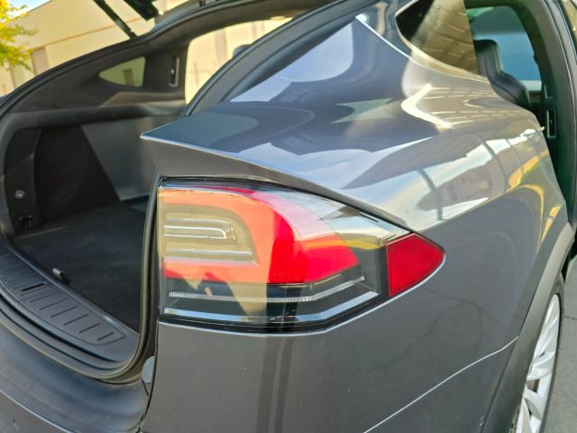 2019 Tesla Model X - Image 41