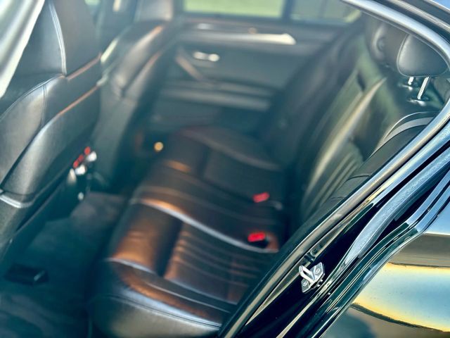 2015 Bmw M5 - Image 17