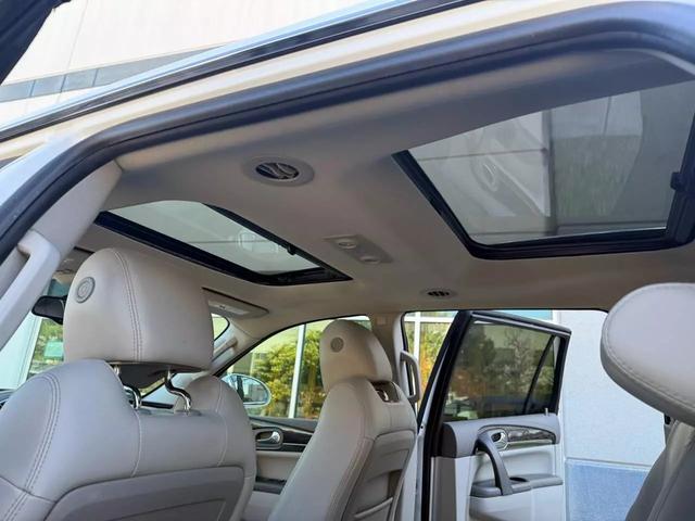 2017 Buick Enclave Leather photo 28