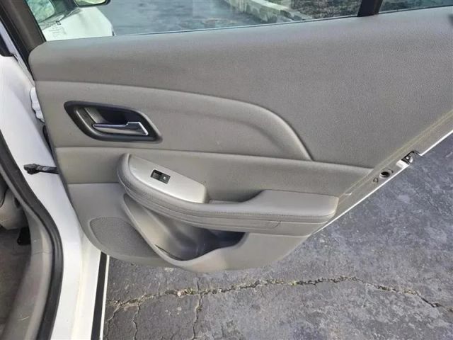 2015 Chevrolet Malibu - Image 16