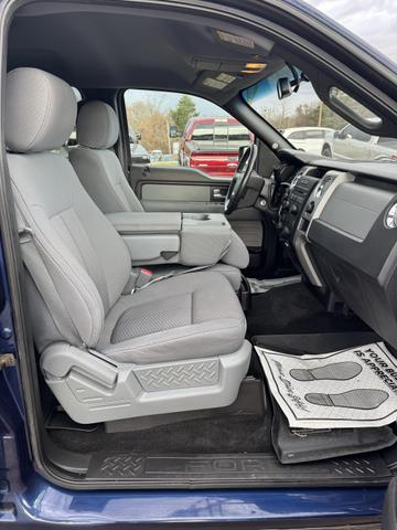 2012 Ford F-150 XLT photo 13