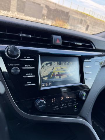 2020 Toyota Camry - Image 26