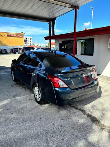 2017 Nissan Versa Sedan SV photo 2