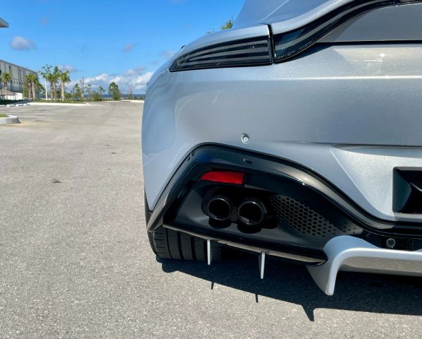 2023 Aston Martin Vantage - Image 24